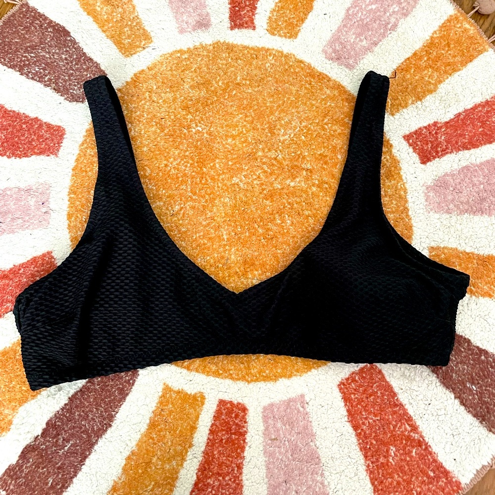 Aerie Plunge Bikini Top